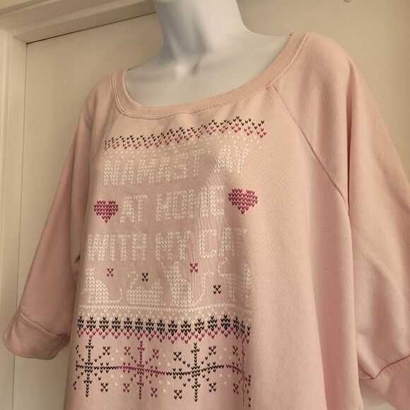 Torrid N'amastay at home with my cat  pink short sleeve sweatshirt - Picture 6 of 7
